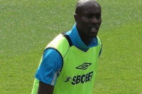 Imagen:Carlton Cole | Wikipedia