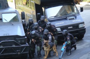 Imagen:Policía Militar Brasil | Wikimedia