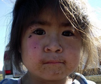 Consiguen comedor y ayuda para familia cordillerana de Icalma con 10 niños Consiguen comedor y ayuda para familia cordillerana de Icalma con 10 niños