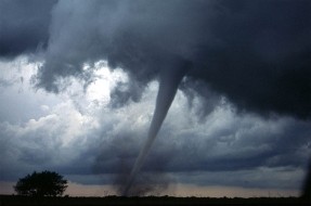 Imagen:Tornado | Wikimedia Commons (cc)