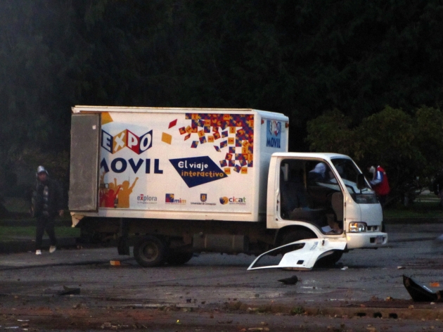 Camión Atacado por encapuchados | Luis Monge