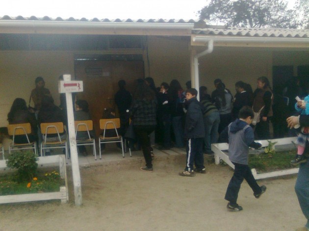 Imagen: Toma de muestras en Escuela La Greda
