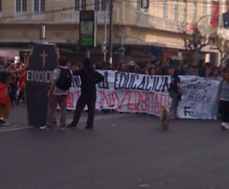 Jornada de marchas estudiantiles se vive en el país Jornada de marchas estudiantiles se vive en el país