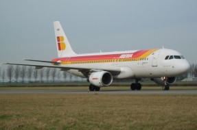 Imagen:Avión de Iberia | Wikimedia Commons (CC)