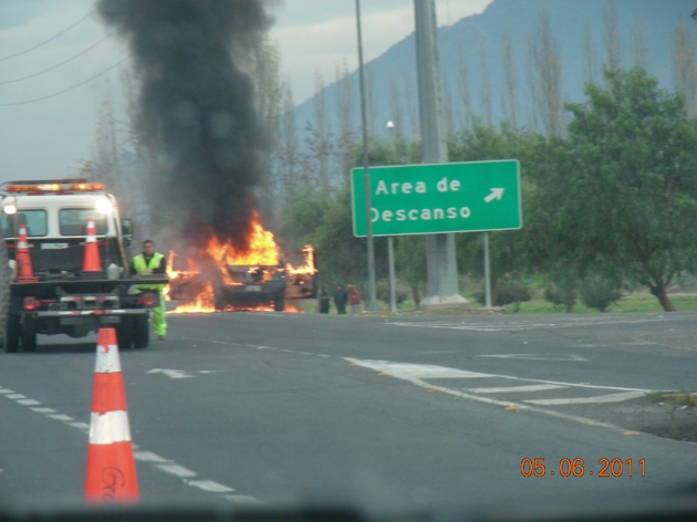Auto se quemó en Ruta 5 Sur | Norma Cardenas