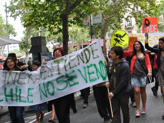 Manifestación por la educación chilena en Barcelona | Ximena Cuadra