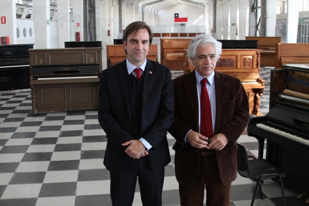 Ministro Cruz Coke y Roberto Bravo | Comunicado de Prensa