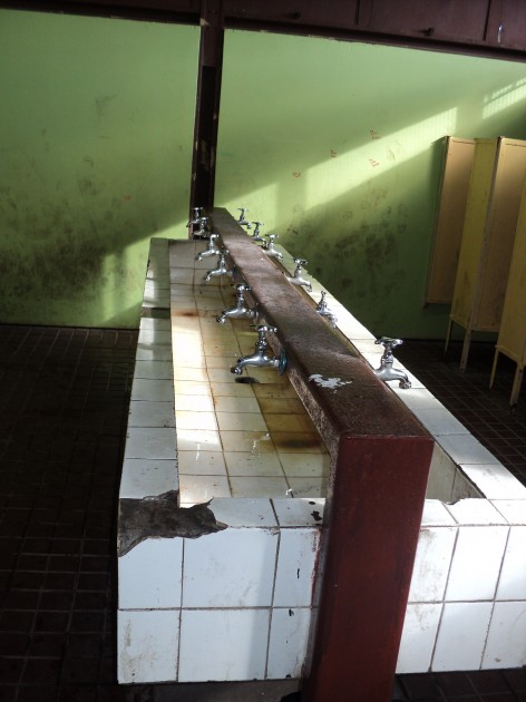 Baños en su estado actual | Mauricio Baeza