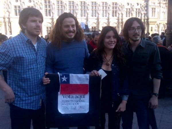 Confech en Francia | Claudia Vergara