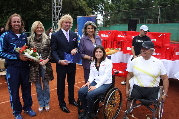 Lanzamiento torneo de tenis en sila de ruedas Lanzamiento torneo de tenis en sila de ruedas