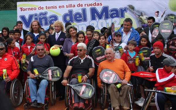 Lanzamiento torneo de tenis en sila de ruedas Lanzamiento torneo de tenis en sila de ruedas
