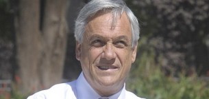 Piñera llama a apoyar cambios al CAE y pide a estudiantes no estancar los problemas Piñera llama a apoyar cambios al CAE y pide a estudiantes no estancar los problemas