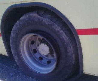 Villarrica: Neumático de buses JAC se revienta en misma ruta donde ocurrió un fatal accidente Villarrica: Neumático de buses JAC se revienta en misma ruta donde ocurrió un fatal accidente