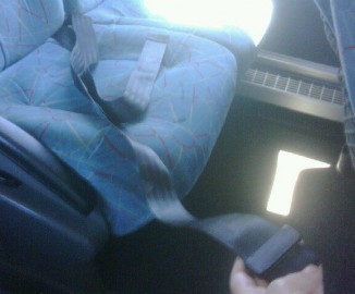 Denuncian que bus Línea Azul viaja de Chillán a Talca con cinturones de seguridad malos Denuncian que bus Línea Azul viaja de Chillán a Talca con cinturones de seguridad malos