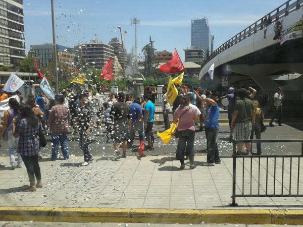 Manifestación en Santiago | @luchito78 en twitter
