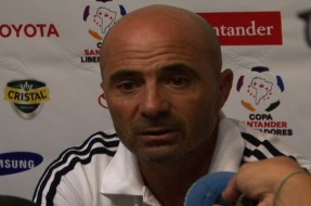 Imagen:Jorge Sampaoli en Santa Laura
