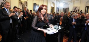 Cristina Fernández pide negociar Islas Malvinas y terminar con la militarización del Atlántico Sur
