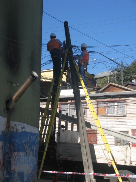 Cambio poste MOVISTAR | Nelson Vergara