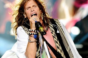 Imagen:Steven Tyler | aeroforceone.com