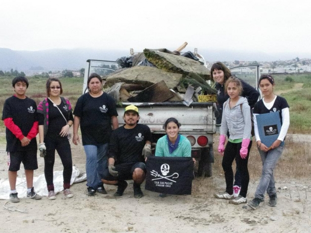 Exitosa limpieza de Sea Shepherd en humedal El Culebrón | Ricardo Merino