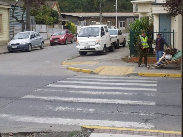 Estacionamiento en las calles de coronel |  Alexis Aguayo Toro