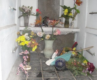 Desconocidos roban y realizan destrozos en cementerio parroquial de la comuna de Quillón