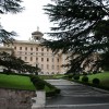 Vaticano confirma detención del mayordomo del Papa por filtración de documentos secretos