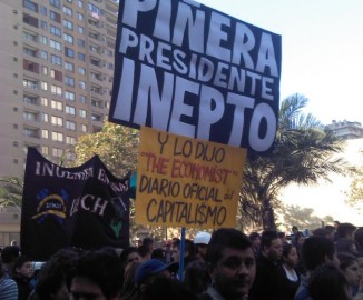 Alegría y Rebeldía: Estudiantes vuelven a sorprender con ingeniosos actos en marcha nacional