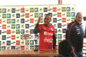 Imagen:Chupete Suazo a toda sonrisa en JPD