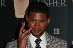 Imagen:Usher | Wikimedia Commons