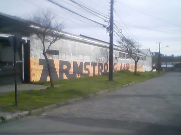 Mural con graffitis tapado por candidato Armstrong en Concepción | Ricardo Tróstel Provoste Mural con graffitis tapado por candidato Armstrong en Concepción | Ricardo Tróstel Provoste