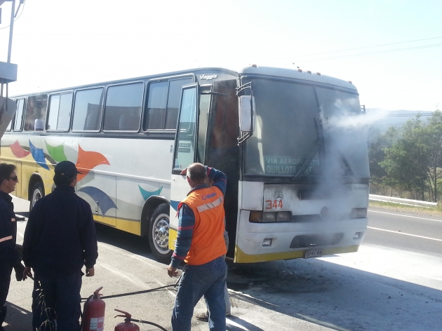 Denuncia incendio bus sol del pacifico | Giovanni Torres