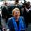 Grupo de estudiantes realiza ‘funa’ a Michelle Bachelet en su visita a Chillán