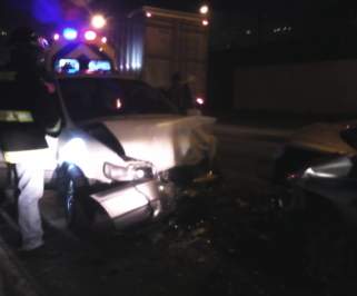 Dos vehículos colisionan frontalmente en Talcahuano