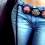 Millonario griego considera una “abominación” que las mujeres usen pantalones