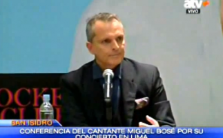 Miguel Bosé deja en vergüenza a periodistas de Perú por hacerle preguntas “tontas”