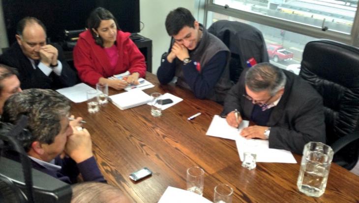 Firma del acuerdo | Gobernación de Concepción