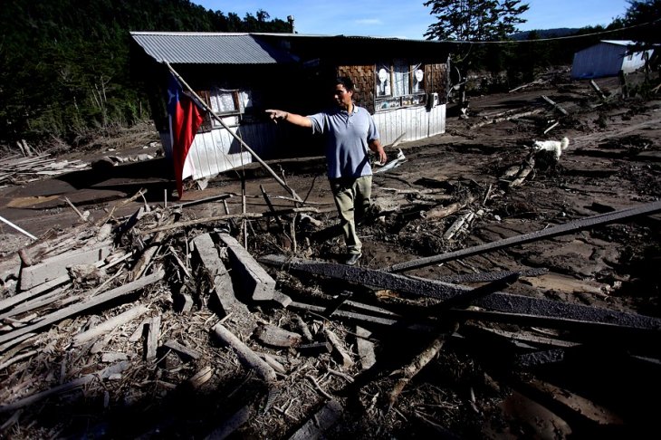 Vivienda dañada por crecida de río Blanco | M. Fornerod | Agencia UNO 