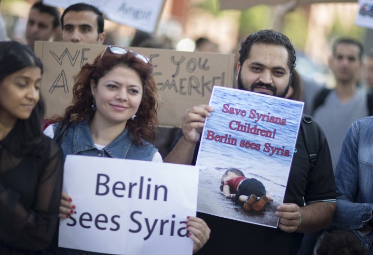 Manifestación en apoyo a migrantes en Berlín | AFP Manifestación en apoyo a migrantes en Berlín | AFP