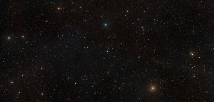 Vista a la zona en que se ubica la estrella AU Microscopii | ESO