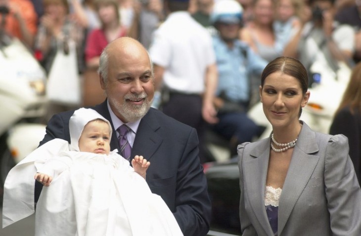 Celine Dion y su esposo en el bautizo de su hijo | AFP