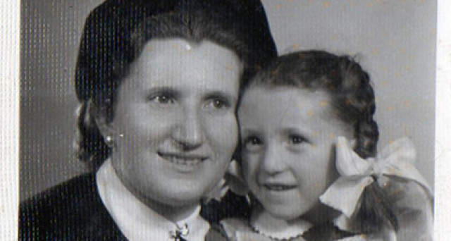 Angela y su madre | Daily Mail