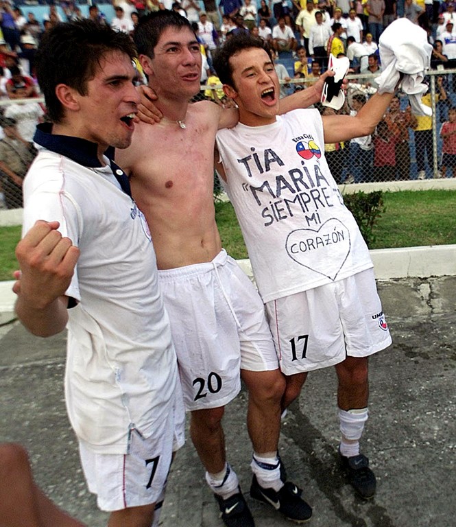 Villagra, Valdés y Albornoz celebran clasificación | AFP