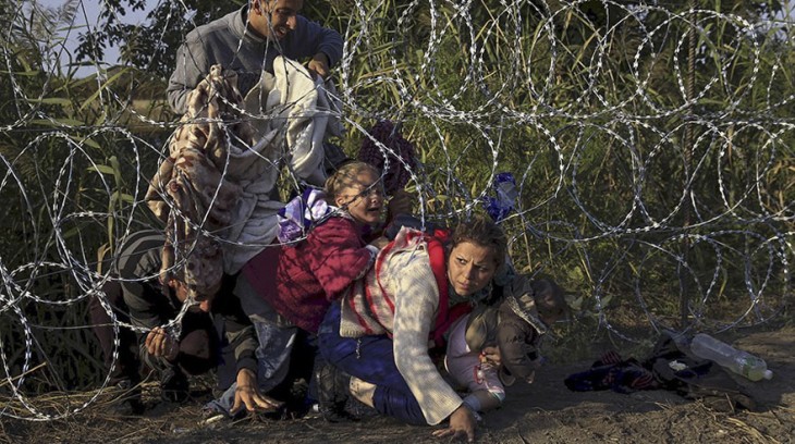 Migrantes sirios ingresan a Hungría | Pulitzer