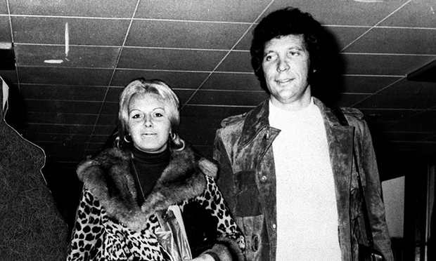  Melinda Rose Woodward y Tom Jones en 1970 
