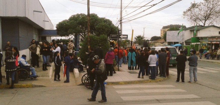 evacuacion-hospital-san-antonio-emergencia-quimica-foto-de-nkol_am-730x350.jpg