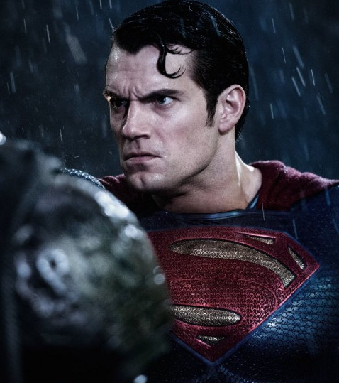Henry Cavill como Superman / Warner Bros