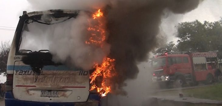milagrosa-salvada-de-pasajeros-de-bus-que-se-incendio-en-talca-730x350.jpg