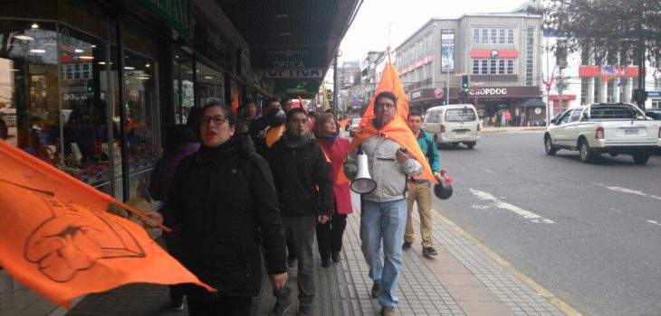 Osorno: por la vereda marcharon funcionarios y estudiantes de ... - BioBioChile