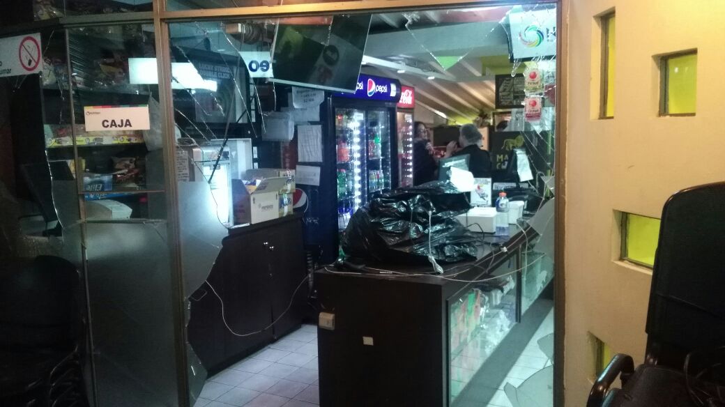 Destrozos en café El Ombligo